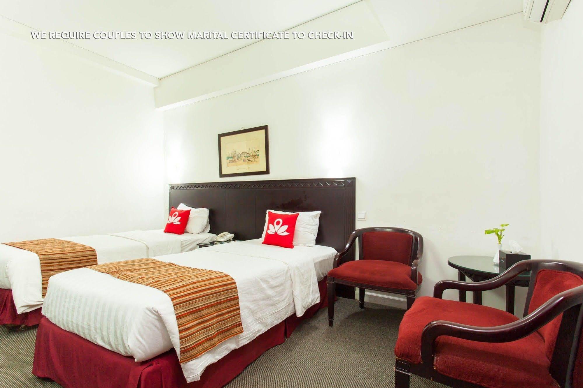 Zen Premium Menteng Syariah Giacarta Esterno foto