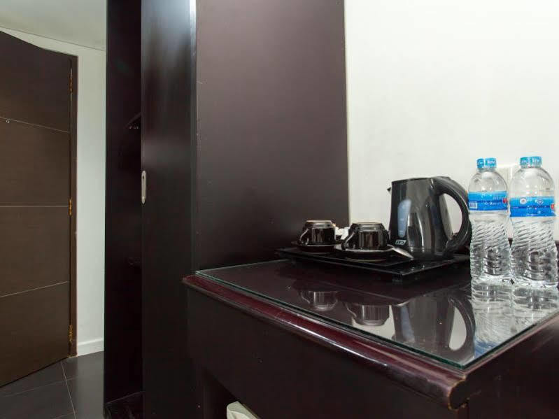 Zen Premium Menteng Syariah Giacarta Esterno foto