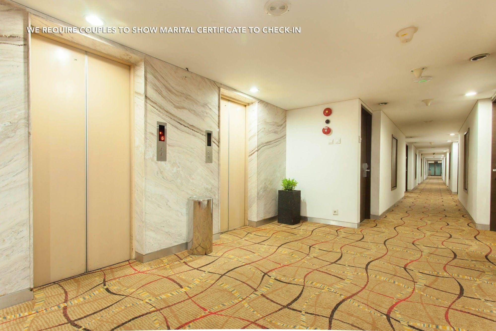 Zen Premium Menteng Syariah Giacarta Esterno foto